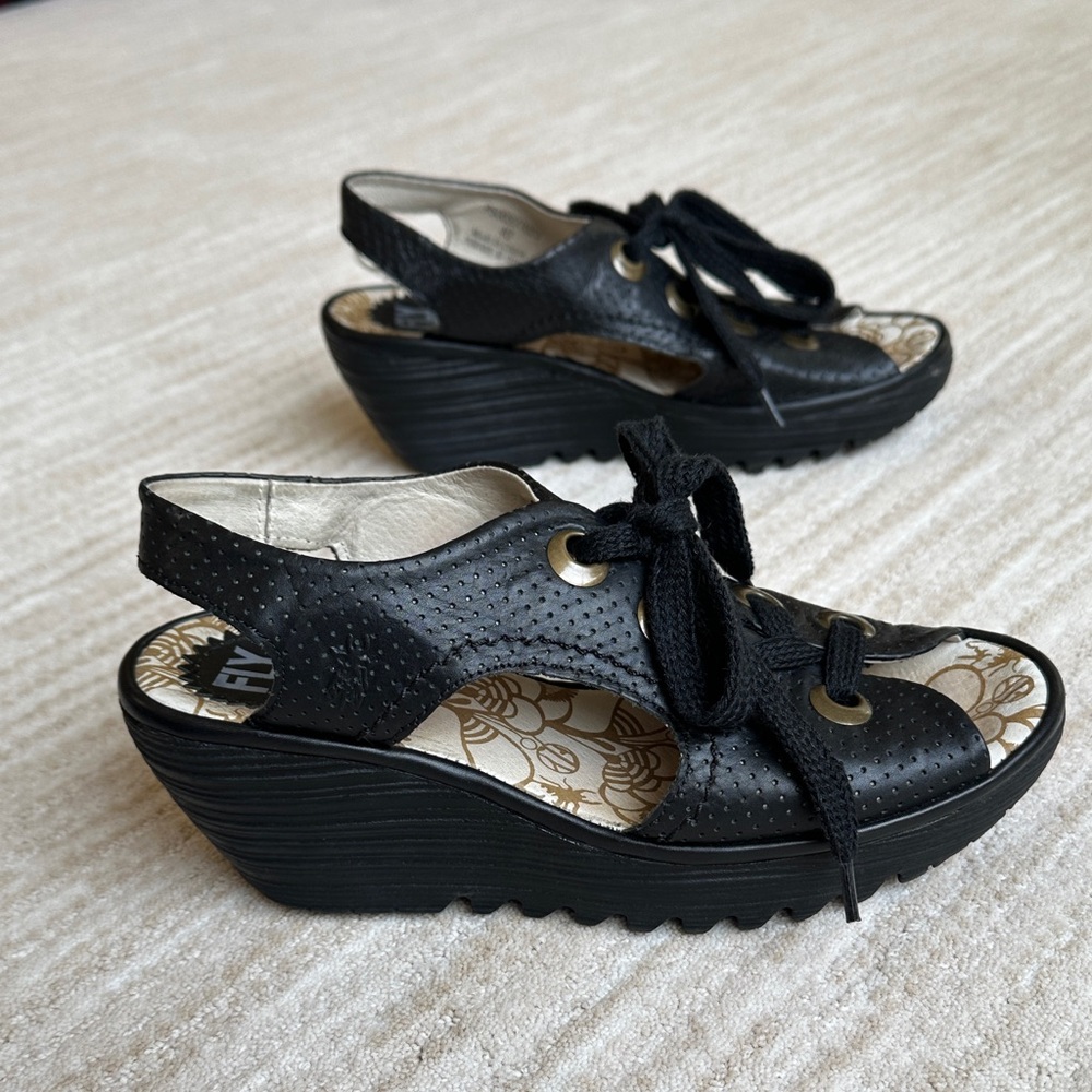 Fly London Ylva Wedge Sandals Lace-up Perforated Black Leather Peep toe Size 9.5